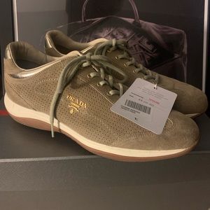 Prada Y2K Beige suede sneakers size 40 comes with two individual shoe bags